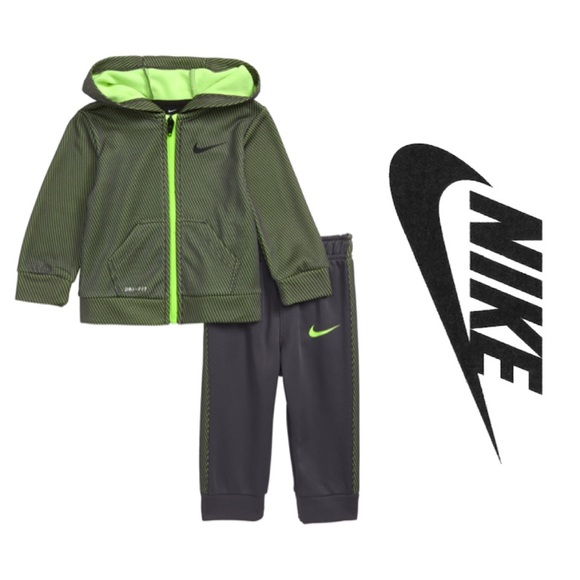 nike matching hoodie and sweatpants
